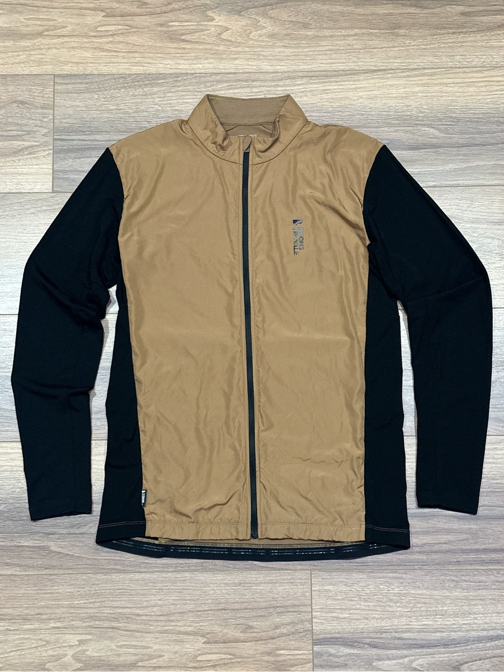 Mons Royale Redwood Wind Jersey in Toffee Size Medium